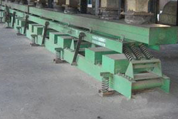 什么是慣性振動輸送機，性能特征概述